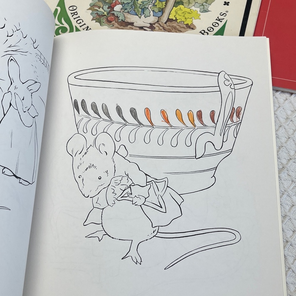 Vintage Colouring Book Featuring Peter Rabbit - Picture 4 of 9
